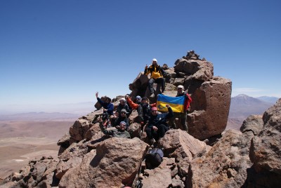 Laubegaster auf dem Gipfel des heiligen Bergs der Inkas, dem Llullaillaco (6727 m)