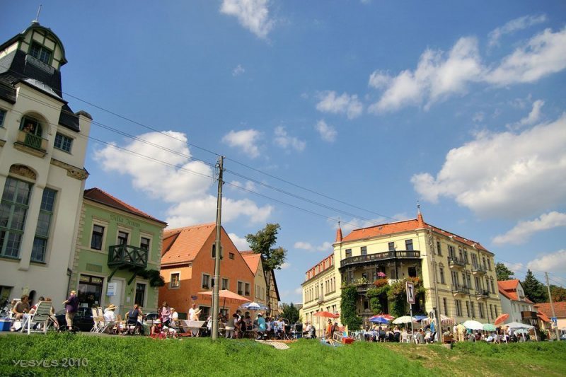 Laubegaster laden zum Frühstück Laubegaster laden zum Frühstück
