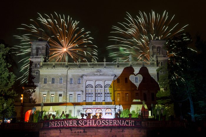 Feuerwerk über Schloss Albrechtsberg Feuerwerk über Schloss Albrechtsberg