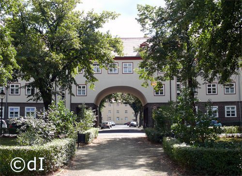 Kirchplatz in Laubegast Kirchplatz in Laubegast